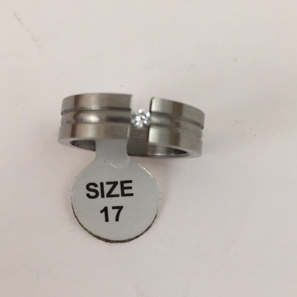 Stainless steel Crystal band ring size 17 - Picture 4 of 5